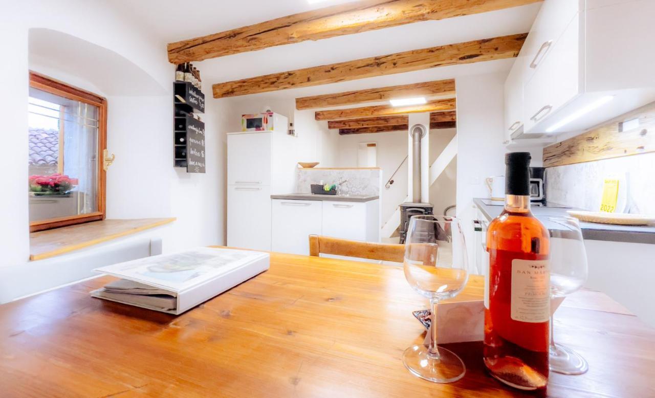 Apartment Villa Irena Great For A Family Holiday With Free Parking And Ev Station Ajdovščina エクステリア 写真